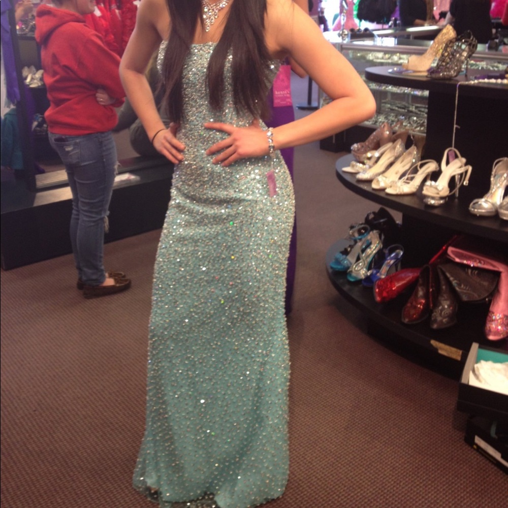 Sherri Hill 2 in 1 Prom/Pageant gown - Picture 3 of 16